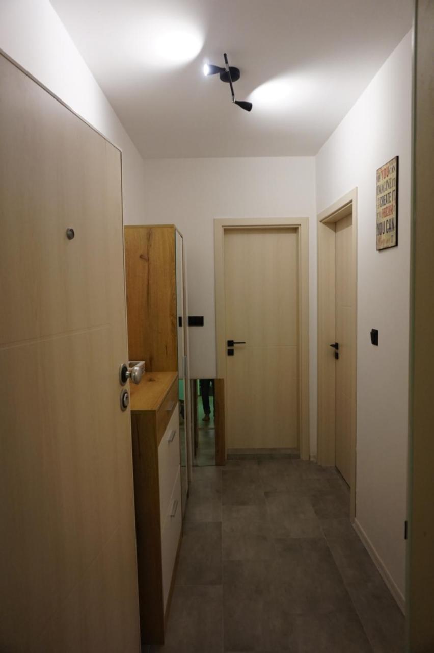 Bright, Comfortable And Cozy Apartment Burgasz Kültér fotó