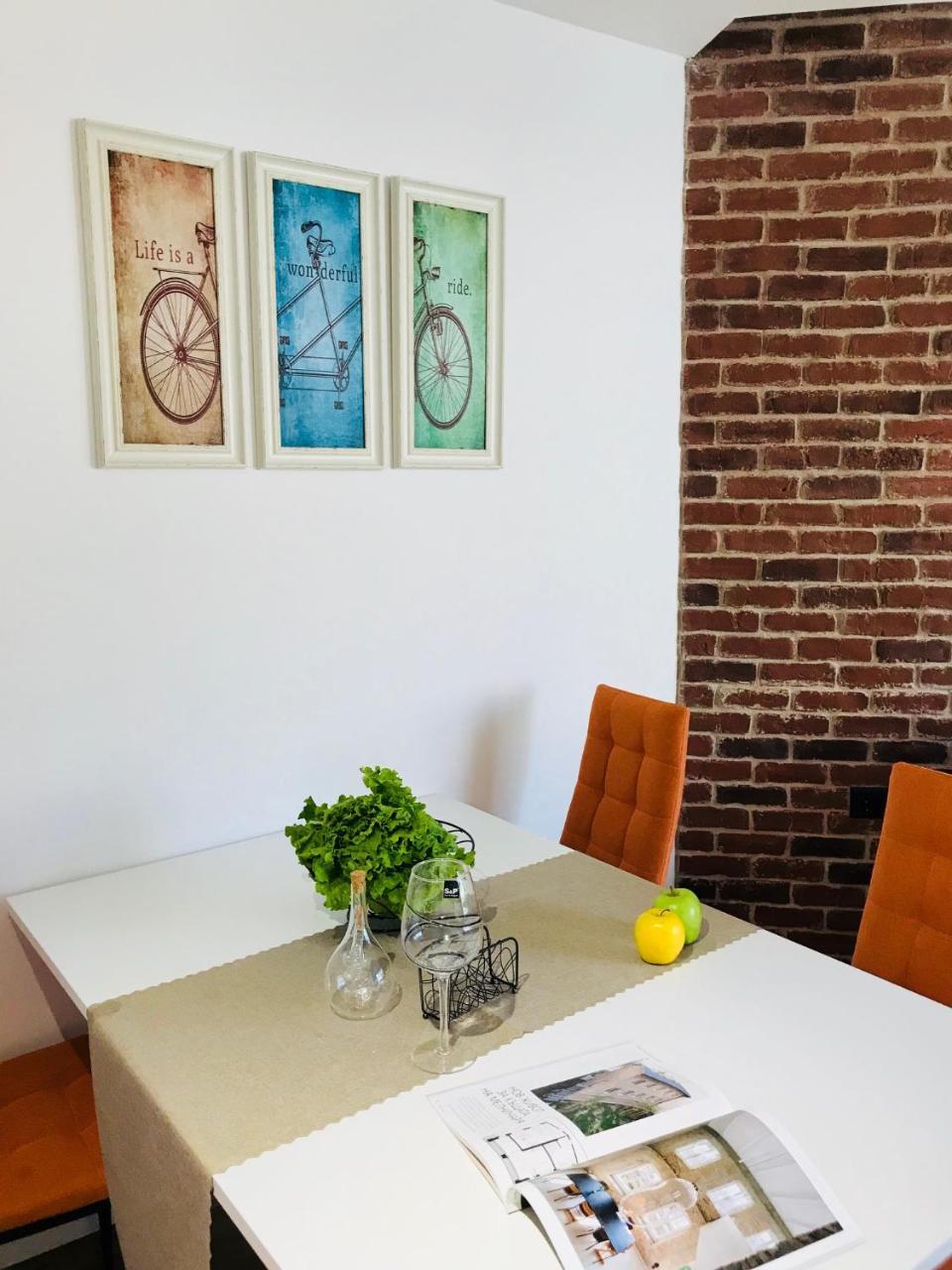 Bright, Comfortable And Cozy Apartment Burgasz Kültér fotó